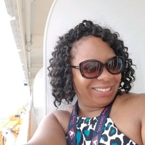 Meet your Posher, Kimberly